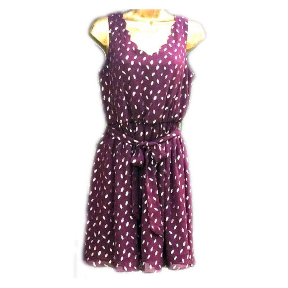🐞 Sleeveless burgundy chiffon dress w/ gold print